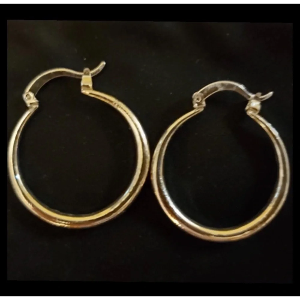 1” SIMPLE GOLD HOOPS - Picture 2 of 6